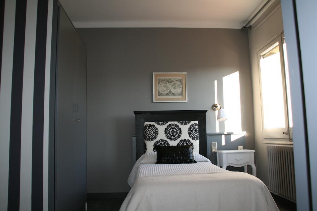 Hotel L'Ast Banyoles Chambre photo