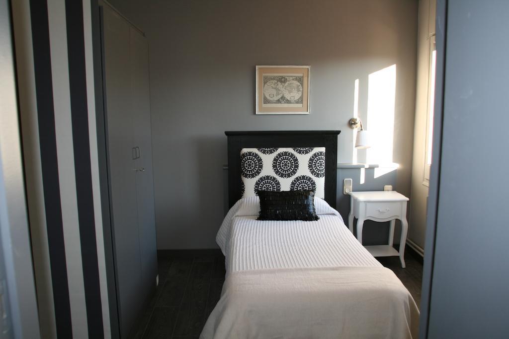 Hotel L'Ast Banyoles Extérieur photo
