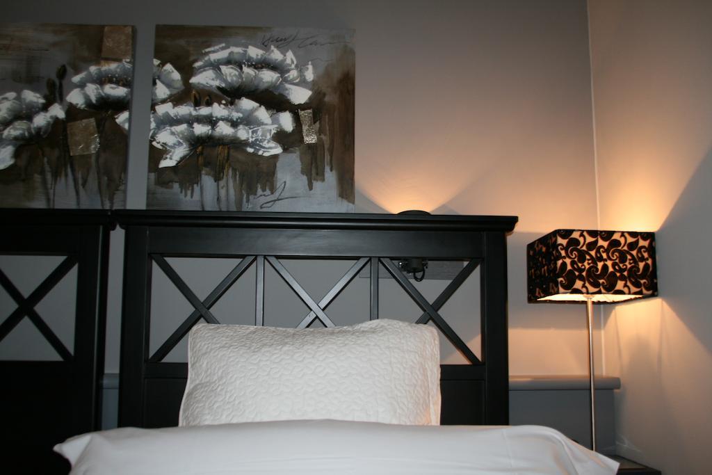 Hotel L'Ast Banyoles Extérieur photo
