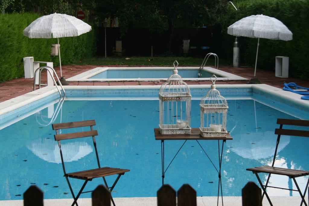 Hotel L'Ast Banyoles Extérieur photo