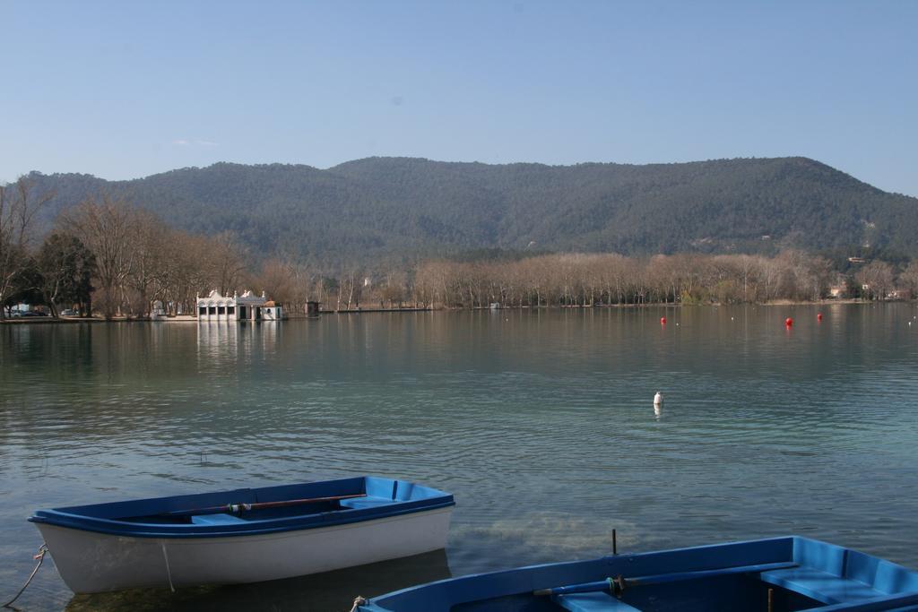 Hotel L'Ast Banyoles Extérieur photo